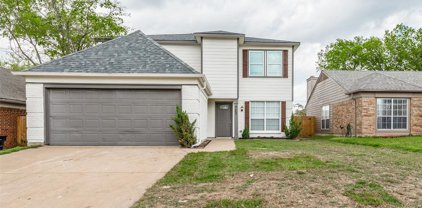 4657 Feathercrest  Drive, Fort Worth