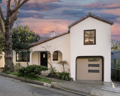 1094 Keith Ave, Berkeley