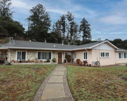 746 Echo Valley RD, Salinas