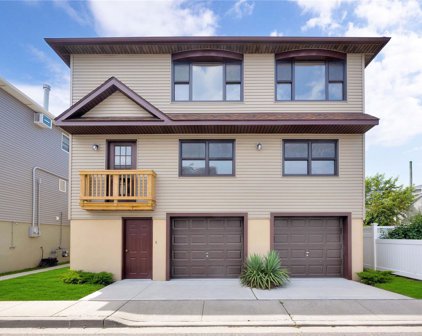 7 Boyd Street, Long Beach