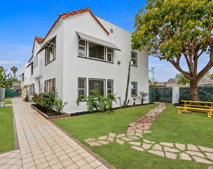 1861  Pacific Ave, Long Beach