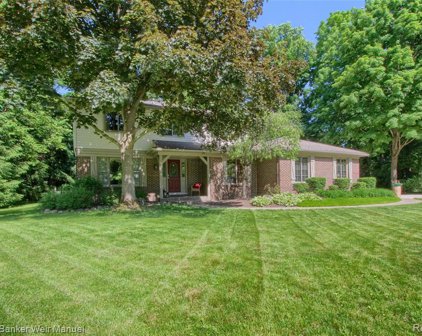 45240 Woodleigh, Plymouth Twp