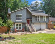 10005 Lake Forest Way, Roswell image
