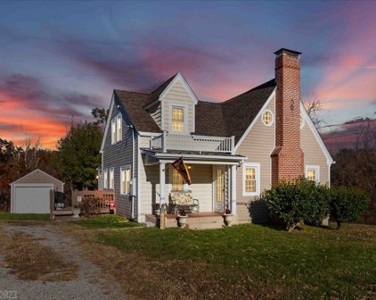 6154 Centennial Road, Blacksburg