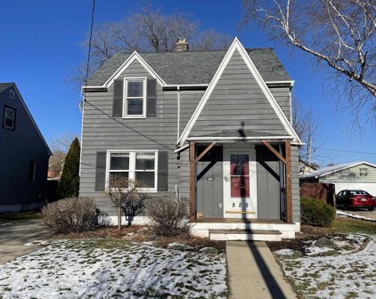 829 Blaine Avenue, Janesville