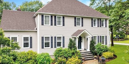 22 Kimball Road, Hopkinton
