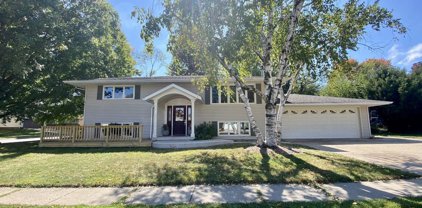 2801  Cathmar  Street, Burlington