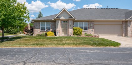 6816 park square Drive, Avon