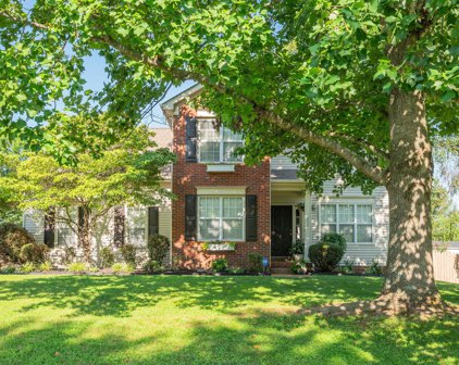 232 Riverbend Dr, Franklin