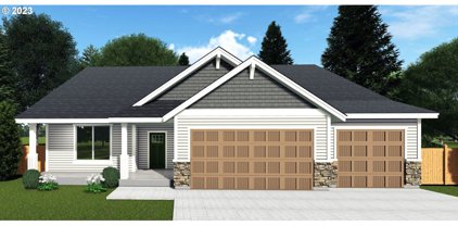 2440 NE Woodland WAY, Albany