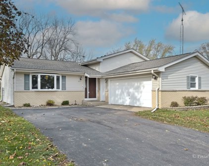 1015 Carol Avenue, Woodstock