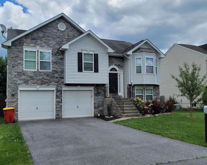 111 Charlotte Ct, Martinsburg