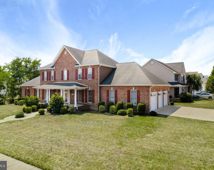 300 Chancellorsville Dr, Stephens City