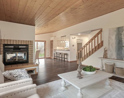 17730 Arrowhead Trail, Minnetonka
