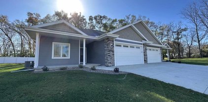 915 Journey Hills Road, Milton