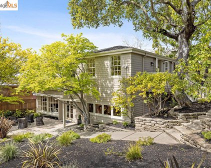 332 Sheridan Ave, Piedmont