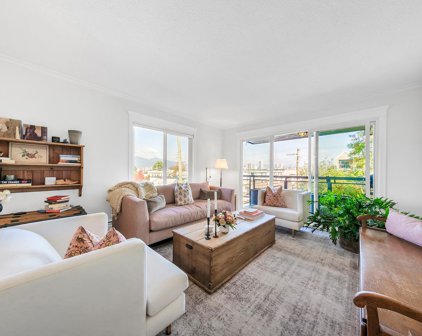 2211 W 5th Avenue Unit 302, Vancouver