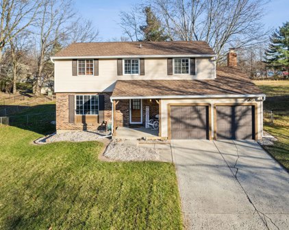 6725 Valley Forge Lane, Indianapolis