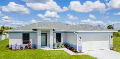 3911 Nw 40th Lane, Cape Coral