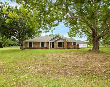 5323 Palacios Street, Sealy