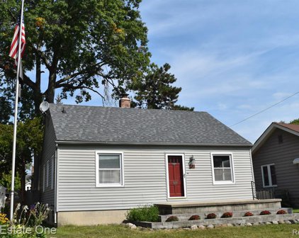 234 ALBANY, Ferndale
