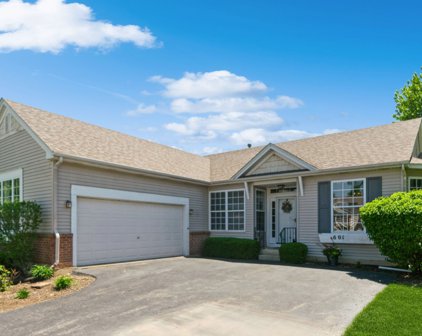 601 Clearwater Court, Oswego