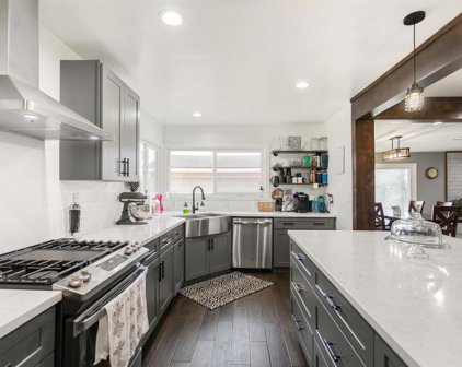 14446 Rosecrans Ave, La Mirada