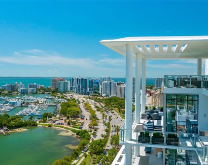 605 S Gulfstream Avenue Unit PH 18, Sarasota