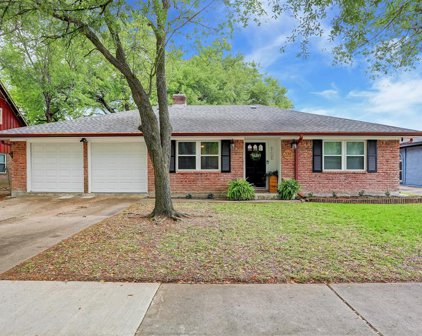 2014 Sunset Court, League City