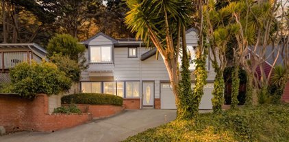 322 Genevieve Ave, Pacifica