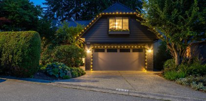 5791 Grousewoods Crescent, North Vancouver