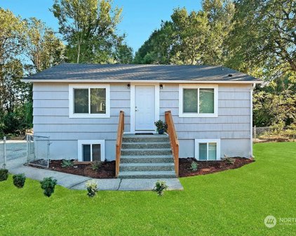 6404 Valley Avenue E, Fife