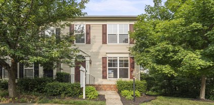 11901 Benton Lake Rd, Bristow