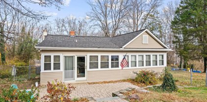503 Hilltop Ln, Riva