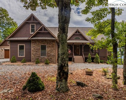 538 Pinnacle Drive, West Jefferson