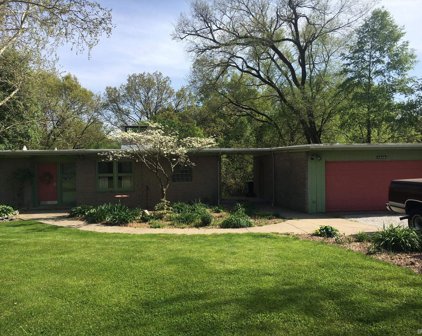 16382 Chandler Boulevard, Mishawaka