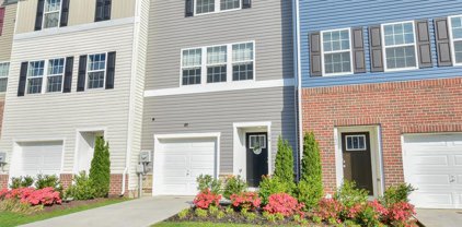 194 Vespucci Ln, Martinsburg