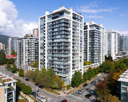 1320 Chesterfield Avenue Unit 804, North Vancouver