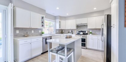 817 Coast Range DR, Scotts Valley