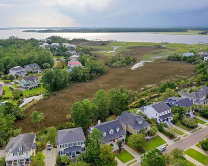 2211 Branch Creek Drive, Mount Pleasant