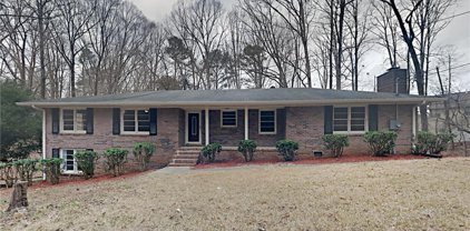 6325 Jones Road, College Park