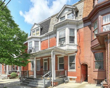 817 E Philadelphia St, York