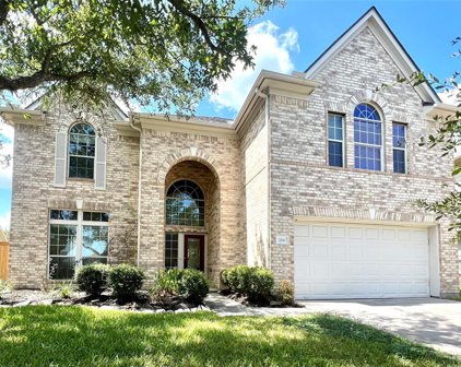 104 Marina Oaks Drive, Kemah