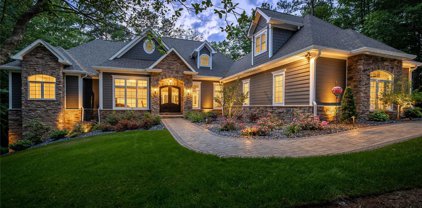 6184 Plantation Pointe  Drive, Granite Falls