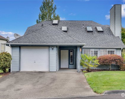 32830 3rd Place S, Federal Way