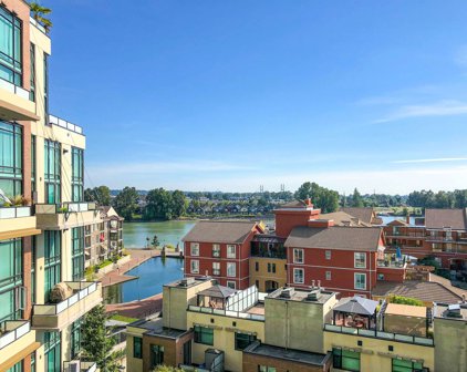 10 Renaissance Square Unit 415, New Westminster