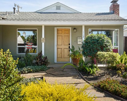 112 F ST, Redwood City