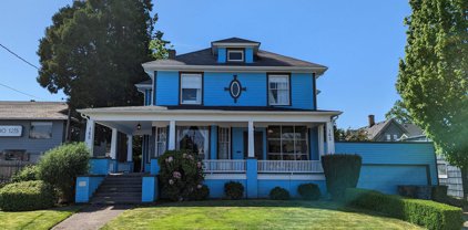 165 17th St, Salem
