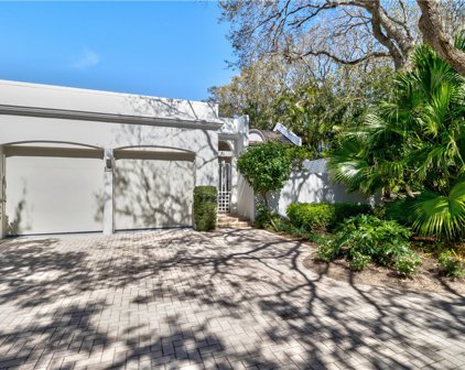 8402 Red Bay Court Unit 8402, Indian River Shores