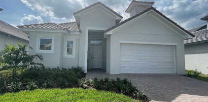 212 Hampton Loop, Davenport